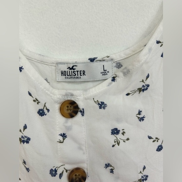 Hollister White Floral Flowy Crop Tanktop size L​ - Picture 3 of 4